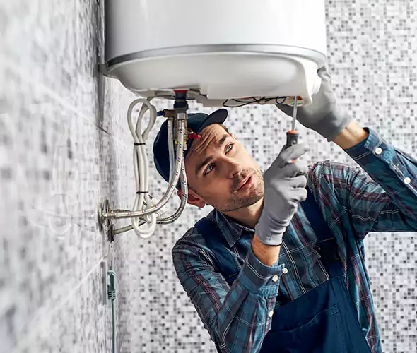 Expert Plumber for Hot Water Tank Maintenance in Mountain Brook, AL: Schedule Reliable Maintenance Services with Us